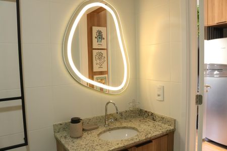 Banheiro de kitnet/studio para alugar com 1 quarto, 26m² em Pompeia, São Paulo