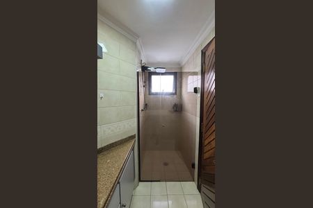 Apartamento à venda com 180m², 3 quartos e 3 vagasBanheiro da Suíte 2
