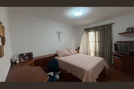 Apartamento à venda com 180m², 3 quartos e 3 vagasSuite 1