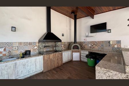 Apartamento à venda com 180m², 3 quartos e 3 vagasChurrasqueira