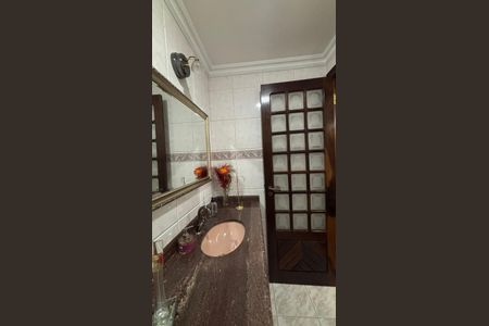 Apartamento à venda com 180m², 3 quartos e 3 vagasLavabo