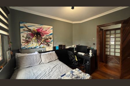 Apartamento à venda com 180m², 3 quartos e 3 vagasSuite 2