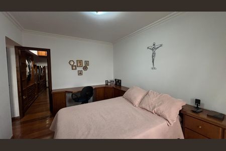 Apartamento à venda com 180m², 3 quartos e 3 vagasSuite 1