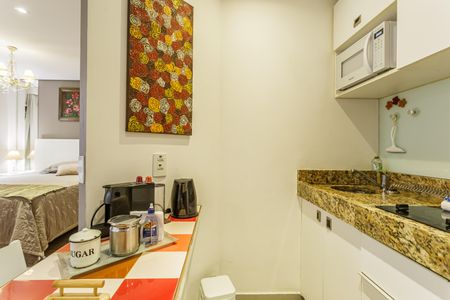 Studio para alugar com 31m², 1 quarto e 1 vaga Studio para alugar com 31m², 1 quarto e 1 vagaCozinha