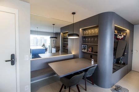 Sala  de apartamento para alugar com 1 quarto, 49m² em Alphaville Empresarial, Barueri