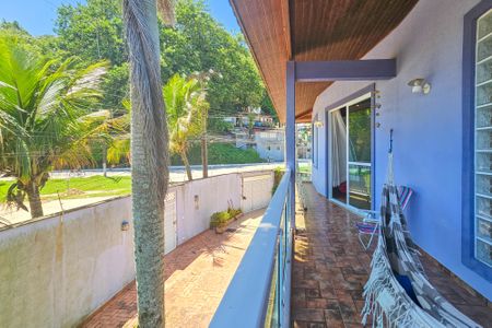 varanda  de casa para alugar com 4 quartos, 300m² em Jardim Enseada, Guarujá