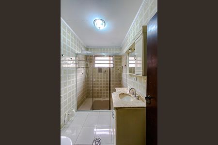 Casa para alugar com 110m², 4 quartos e 2 vagasBanheiro