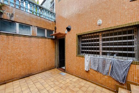 Casa para alugar com 110m², 4 quartos e 2 vagasÁrea externa