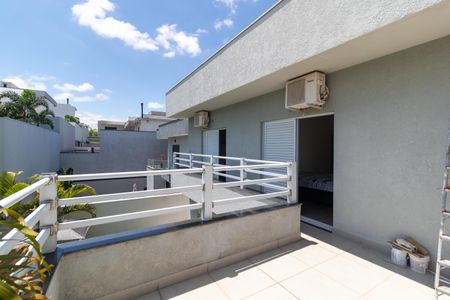 Casa de condomínio à venda com 330m², 4 quartos e sem vagaSacada das suíte 02 e Suíte 03