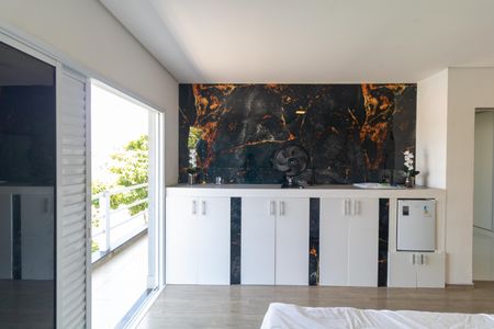 Casa de condomínio à venda com 330m², 4 quartos e sem vagaSuíte 01