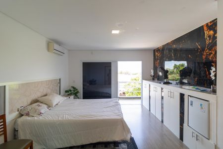 Casa de condomínio à venda com 330m², 4 quartos e sem vagaSuíte 01