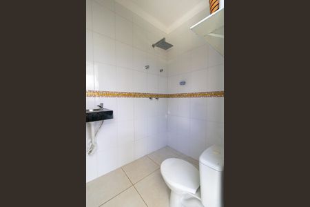 Casa de condomínio à venda com 330m², 4 quartos e sem vagaBanheiro da Churrasqueira