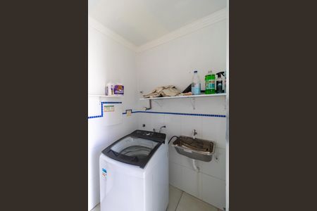 Casa de condomínio à venda com 330m², 4 quartos e sem vagaÁrea de Serviço