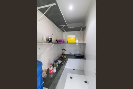 Casa de condomínio à venda com 330m², 4 quartos e sem vagaDespensa