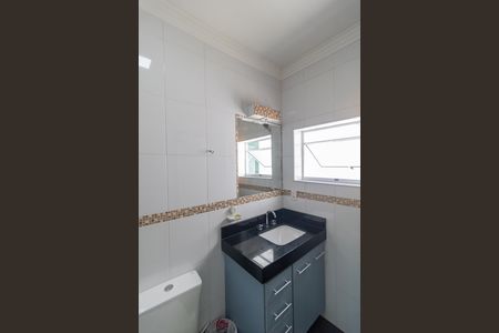 Casa de condomínio à venda com 330m², 4 quartos e sem vagaBanheiro da Suíte 04