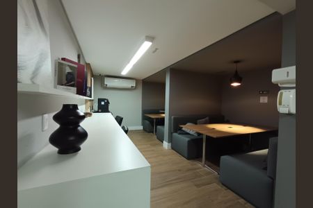 Apartamento à venda com 27m², 1 quarto e sem vaga Apartamento à venda com 27m², 1 quarto e sem vagaÁrea comum