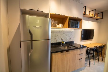 Cozinha de kitnet/studio à venda com 1 quarto, 25m² em Jardim das Acacias, São Paulo