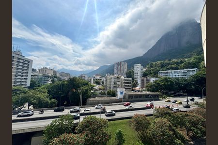 Apartamento para alugar com 170m², 2 quartos e 1 vagaÁrea de serviço - vista para o Cristo Redentor