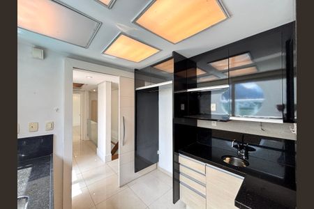 Apartamento para alugar com 170m², 2 quartos e 1 vagaCozinha 1