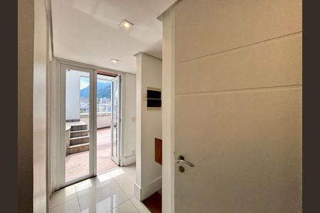 Apartamento para alugar com 170m², 2 quartos e 1 vagaCorredor
