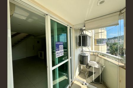 Apartamento para alugar com 170m², 2 quartos e 1 vagaPlaca