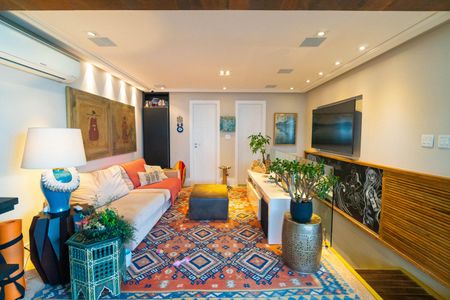 Apartamento à venda com 160m², 2 quartos e 3 vagasCobertura - Sala de Tv