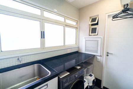 Apartamento à venda com 160m², 2 quartos e 3 vagasÁrea de Serviço