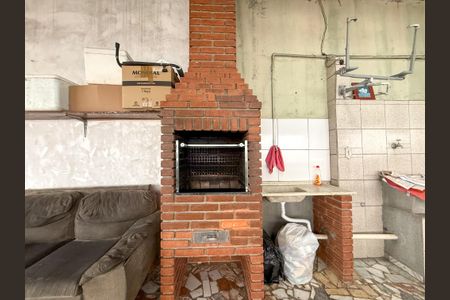 Casa à venda com 130m², 3 quartos e 1 vaga Casa à venda com 130m², 3 quartos e 1 vagaChurrasqueira