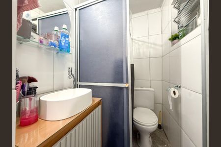 Casa à venda com 130m², 3 quartos e 1 vaga Casa à venda com 130m², 3 quartos e 1 vagaBanheiro