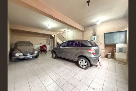 Casa à venda com 130m², 3 quartos e 1 vaga Casa à venda com 130m², 3 quartos e 1 vagaGaragem