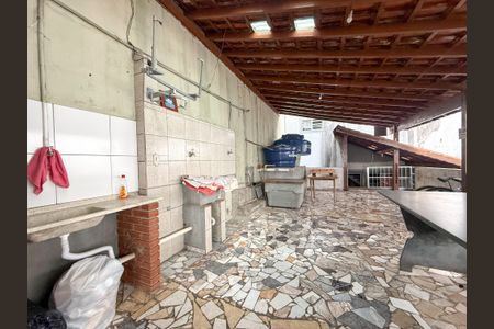 Casa à venda com 130m², 3 quartos e 1 vaga Casa à venda com 130m², 3 quartos e 1 vagaSacada