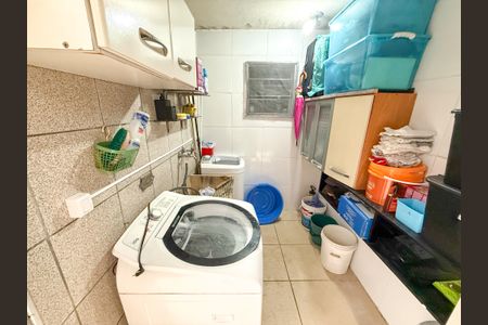 Casa à venda com 130m², 3 quartos e 1 vaga Casa à venda com 130m², 3 quartos e 1 vagaÁrea de Serviço