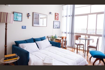 Sala - Dormitório de kitnet/studio para alugar com 1 quarto, 30m² em Centro Histórico de São Paulo, São Paulo
