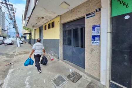 Apartamento para alugar com 100m², 2 quartos e sem vagaplaca