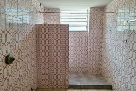 Apartamento para alugar com 100m², 2 quartos e sem vagaBanheiro