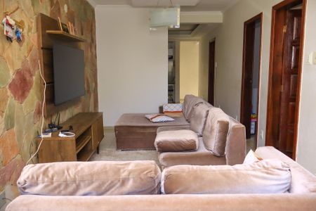 Sala de casa para alugar com 4 quartos, 270m² em São Cristóvão, Salvador