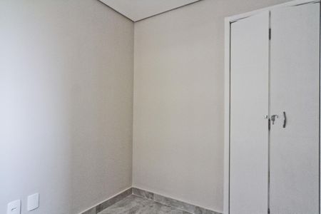 Apartamento para alugar com 33m², 2 quartos e sem vaga Apartamento para alugar com 33m², 2 quartos e sem vagaQuarto 1
