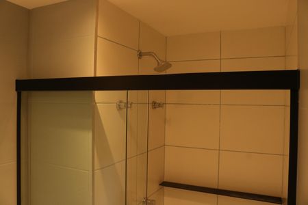 Apartamento à venda com 90m², 1 quarto e 2 vagasBanheiro 2