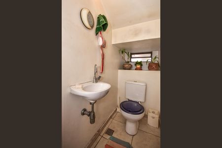 Casa à venda com 125m², 3 quartos e 2 vagasLavabo