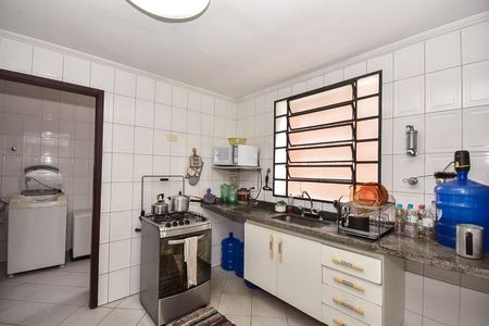 Casa à venda com 125m², 3 quartos e 2 vagasCozinha