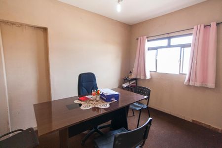 Escritório de apartamento para alugar com 3 quartos, 180m² em Martins, Uberlândia