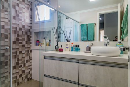 Apartamento à venda com 145m², 3 quartos e 2 vagasSuite - Banheiro