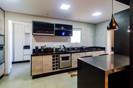 Apartamento à venda com 145m², 3 quartos e 2 vagasCozinha