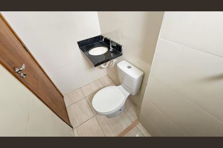 Apartamento para alugar com 54m², 2 quartos e 1 vaga Apartamento para alugar com 54m², 2 quartos e 1 vagaBanheiro 1