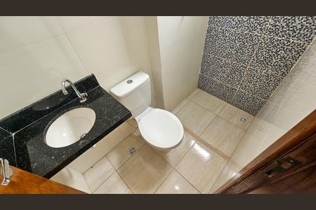 Apartamento para alugar com 54m², 2 quartos e 1 vaga Apartamento para alugar com 54m², 2 quartos e 1 vagaBanheiro 1