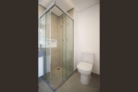 Apartamento para alugar com 66m², 2 quartos e 1 vaga Apartamento para alugar com 66m², 2 quartos e 1 vagaBanheiro da Suíte 1