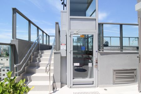 Apartamento para alugar com 66m², 2 quartos e 1 vaga Apartamento para alugar com 66m², 2 quartos e 1 vagaÁrea comum - Piscina