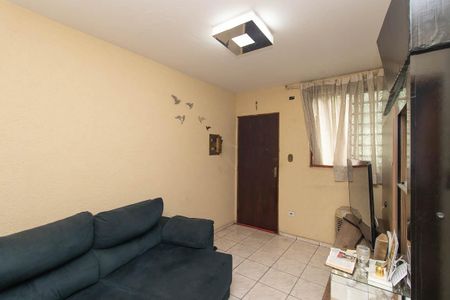 Sala de apartamento para alugar com 2 quartos, 47m² em Conjunto Habitacional Jova Rural, São Paulo