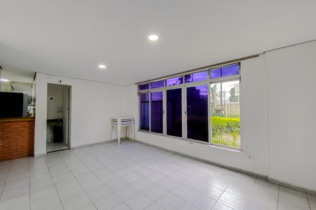 Apartamento para alugar com 52m², 2 quartos e 1 vaga Apartamento para alugar com 52m², 2 quartos e 1 vagaÁrea comum - Salão de festas