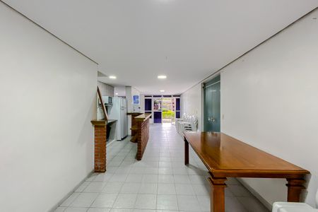 Apartamento para alugar com 52m², 2 quartos e 1 vaga Apartamento para alugar com 52m², 2 quartos e 1 vagaÁrea comum - Salão de festas